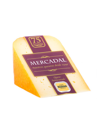 Mercadal Semi-Cured pasteurised milk Wedge