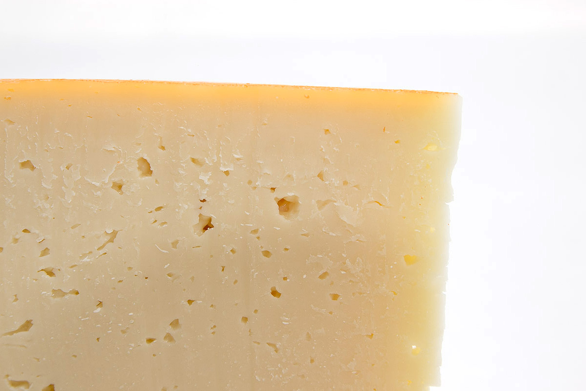 Mercadal Semi-Cured Cheese